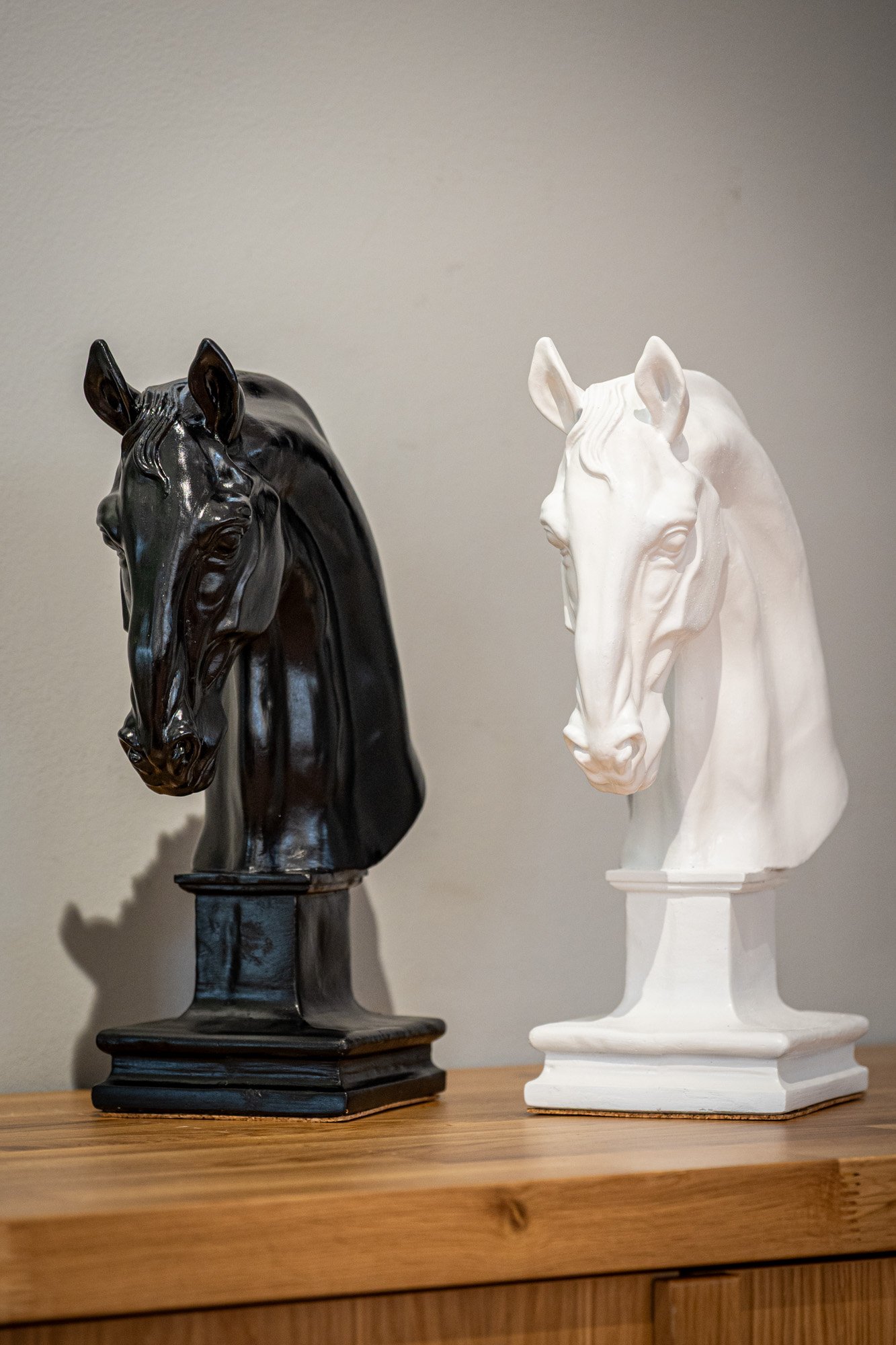 SÁDROVÉ SOCHY STAROKLADRUBSKÝCH KONÍ